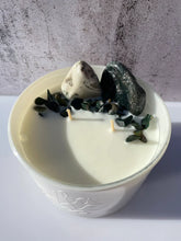 Load image into Gallery viewer, Lemongrass &amp; Persian Lime Crystal Candle
